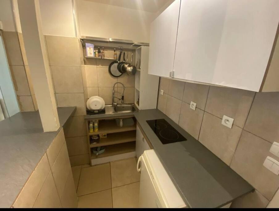 Apartamento Studio Confortable -Musee Grevin - Musee Du Louvre - Grand Boulevard - 2 Pers París Exterior foto